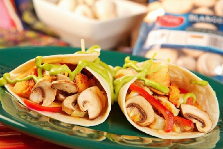 Fajitas Veganas de Champiñones y Pimientos