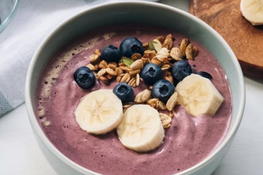 Smoothie Bowl Vegano de Açai y Plátano