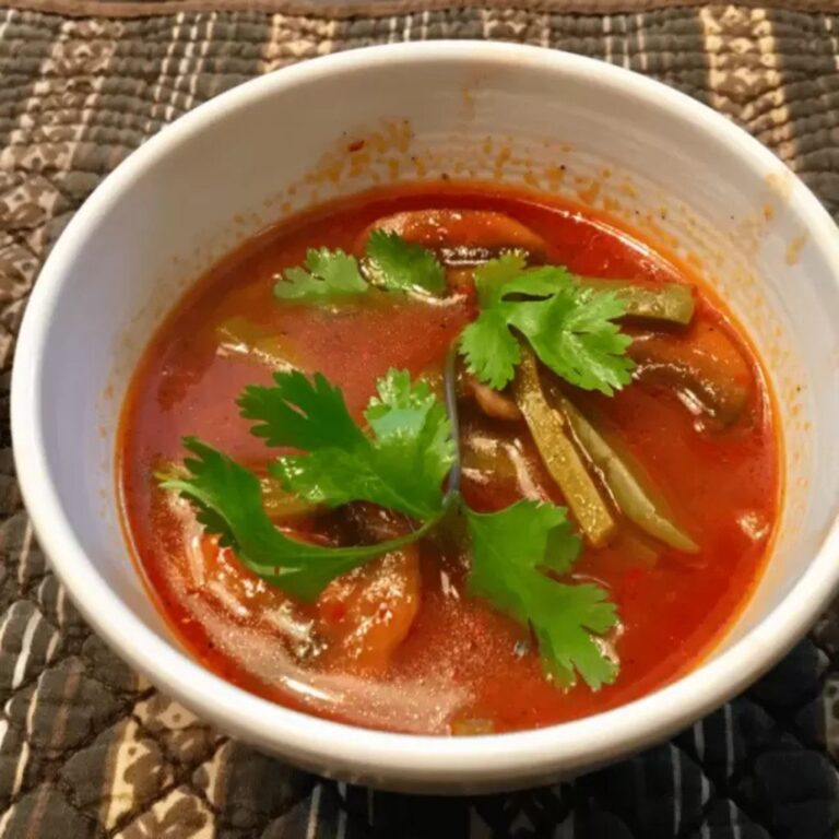 Caldo Vegano de Verduras y Nopal