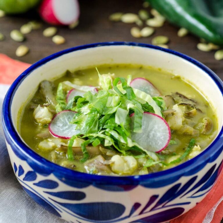 Pozole Vegano Verde con Hongos