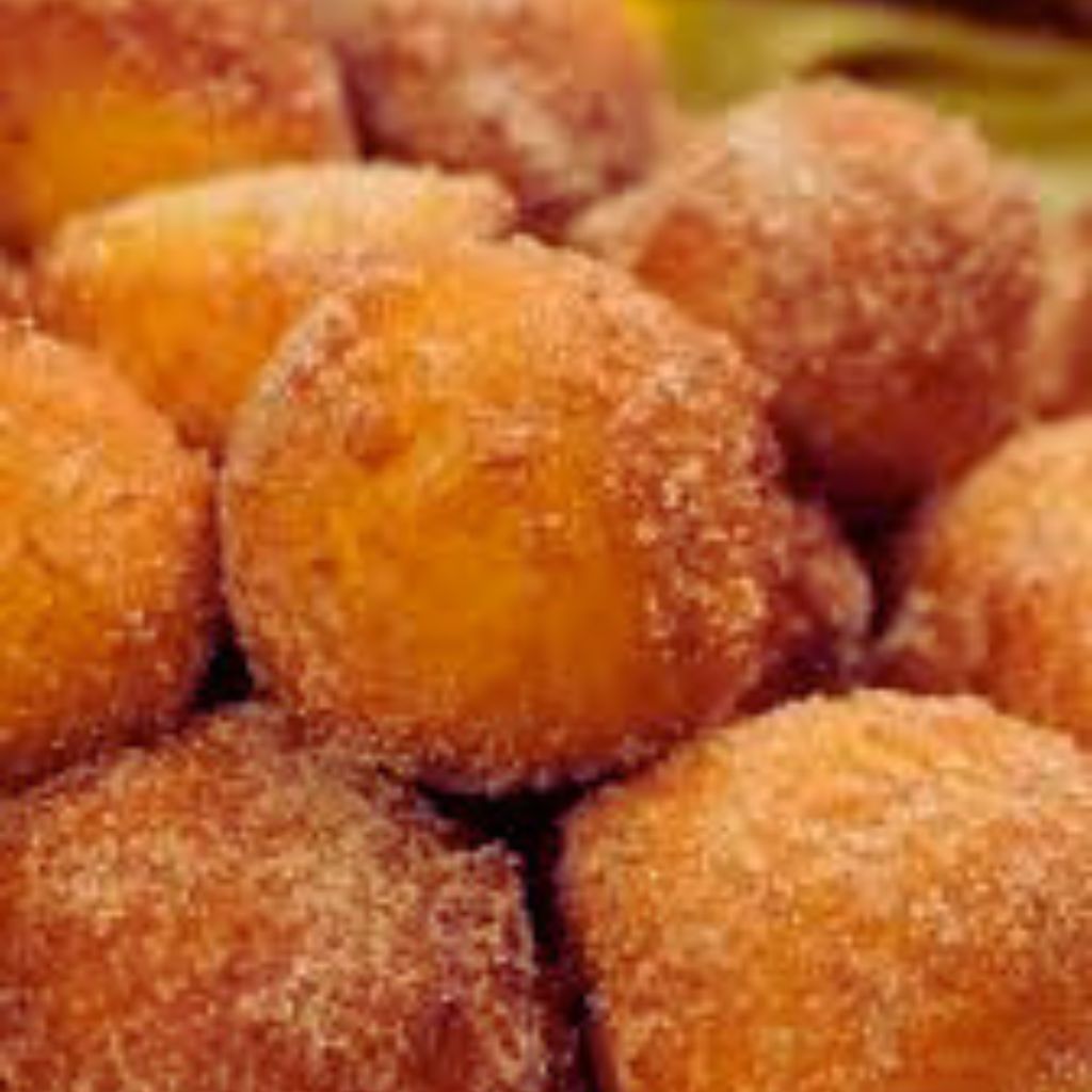 Buñuelos Veganos de Naranja con Canela Navideños