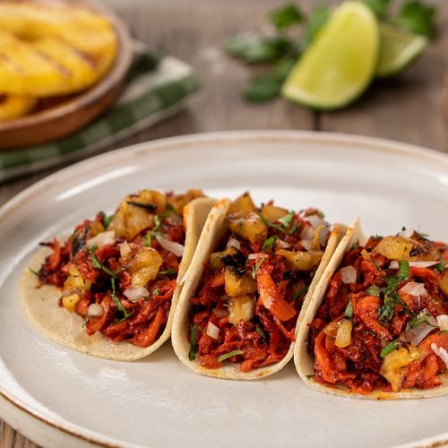 Tacos Veganos de Setas con Salsa de Mole Navideña