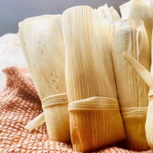 Tamal Navideño Vegano de Frutas y Canela