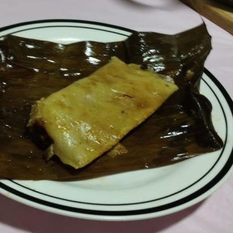 Tamales Veganos de Mole con Plátano Macho